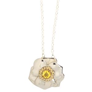 <p>Ranunculus lyallii (Mount Cook lily) necklace with yellow cubic zirconia</p>